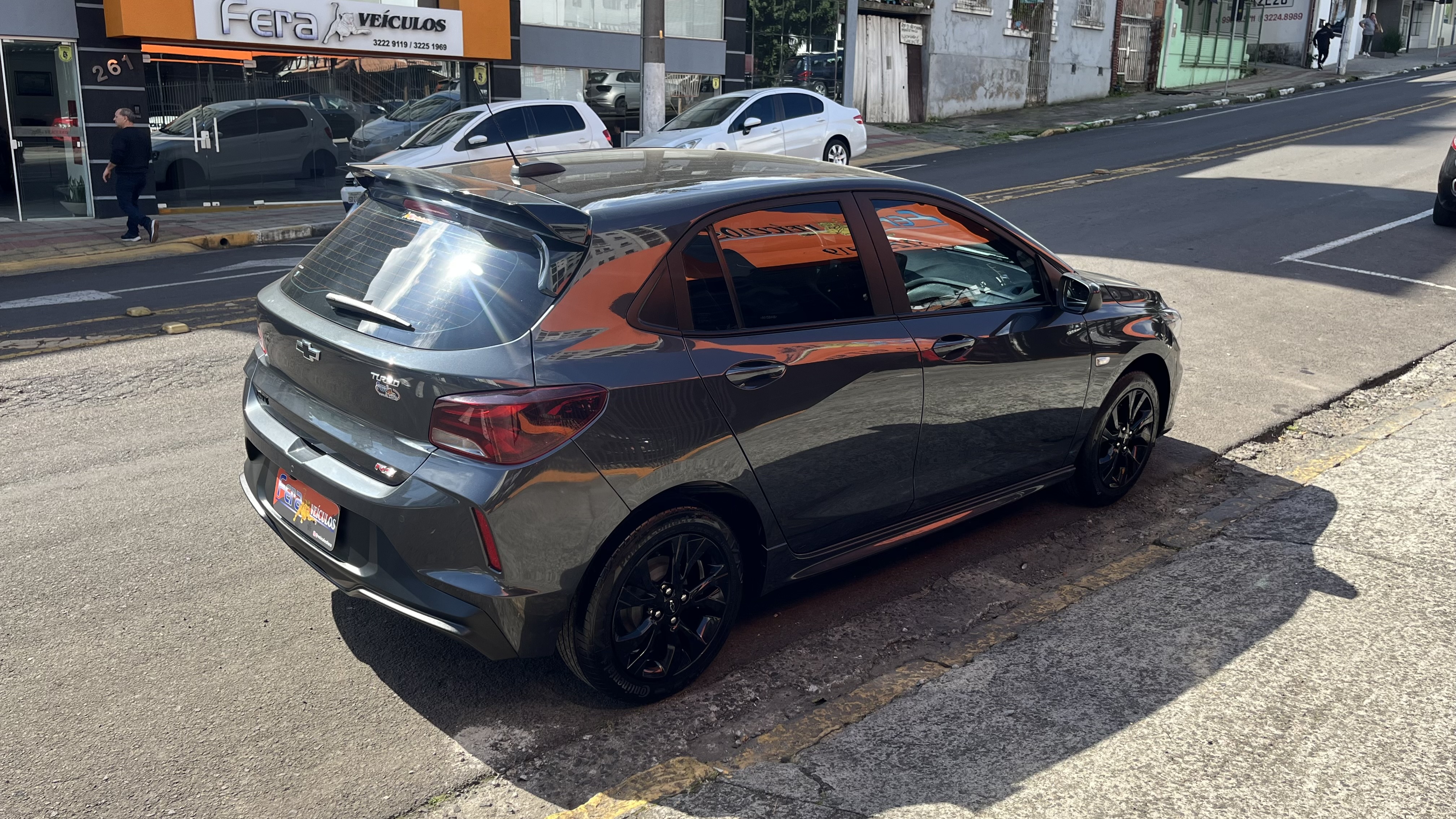 GM - Chevrolet ONIX HATCH RS 1.0 TB 12V Flex 5p Aut. - foto 9