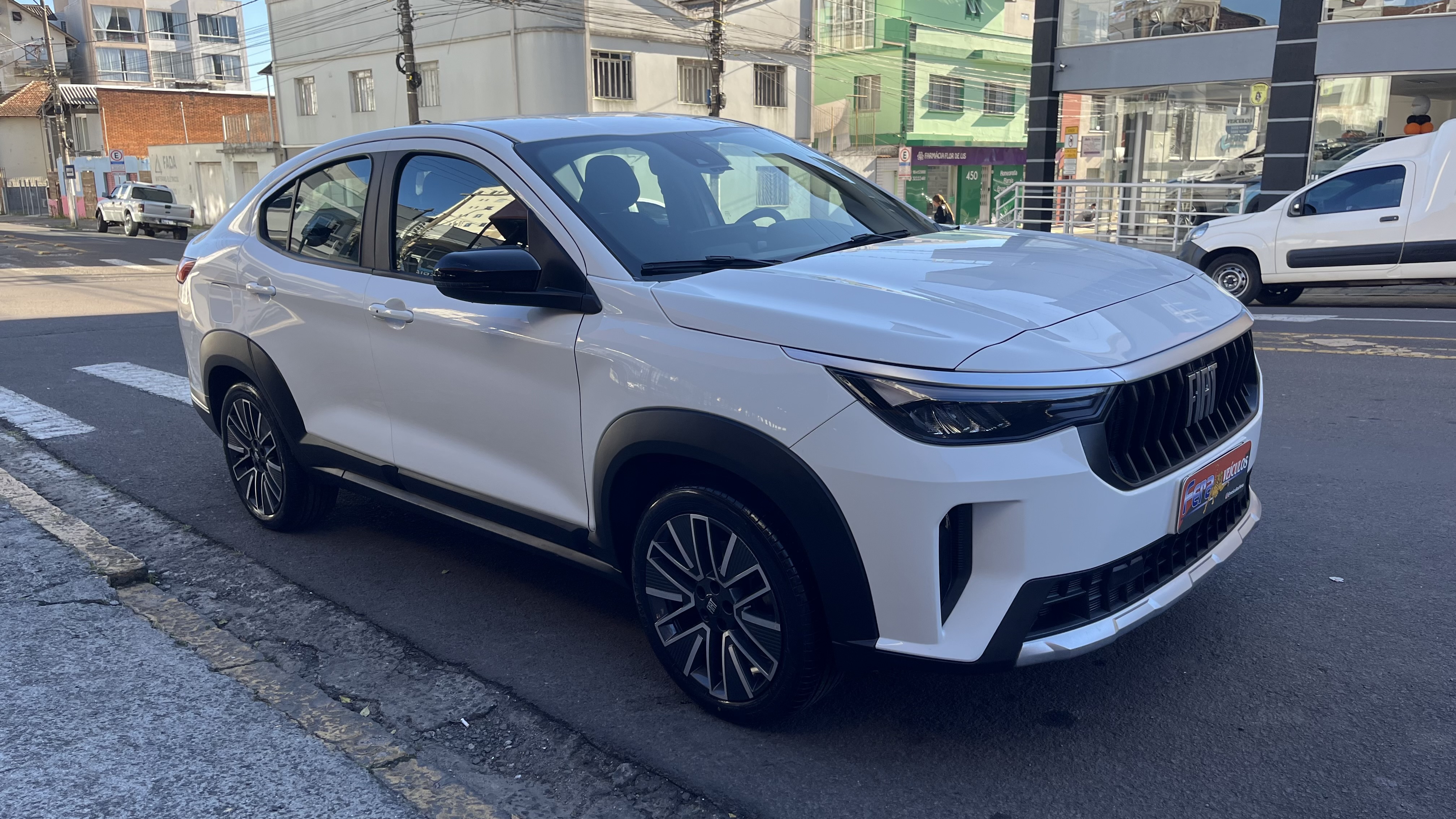 Fiat Fastback T200 Audace Hybrid Flex Automático - foto 3