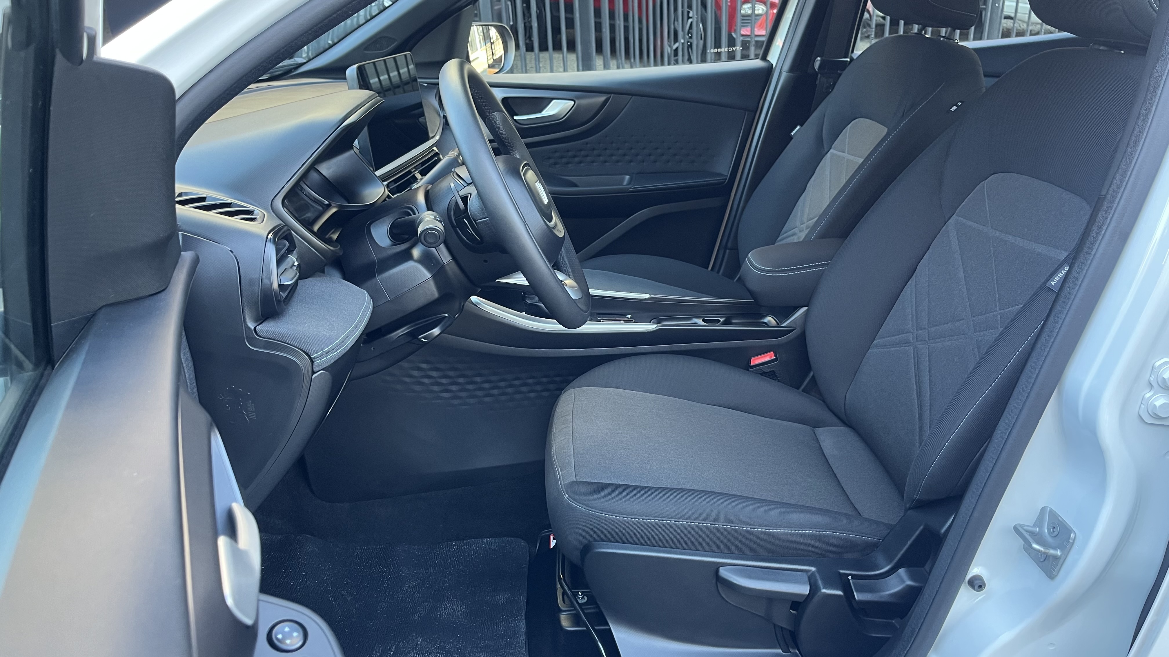 Fiat Fastback T200 Audace Hybrid Flex Automático - foto 6