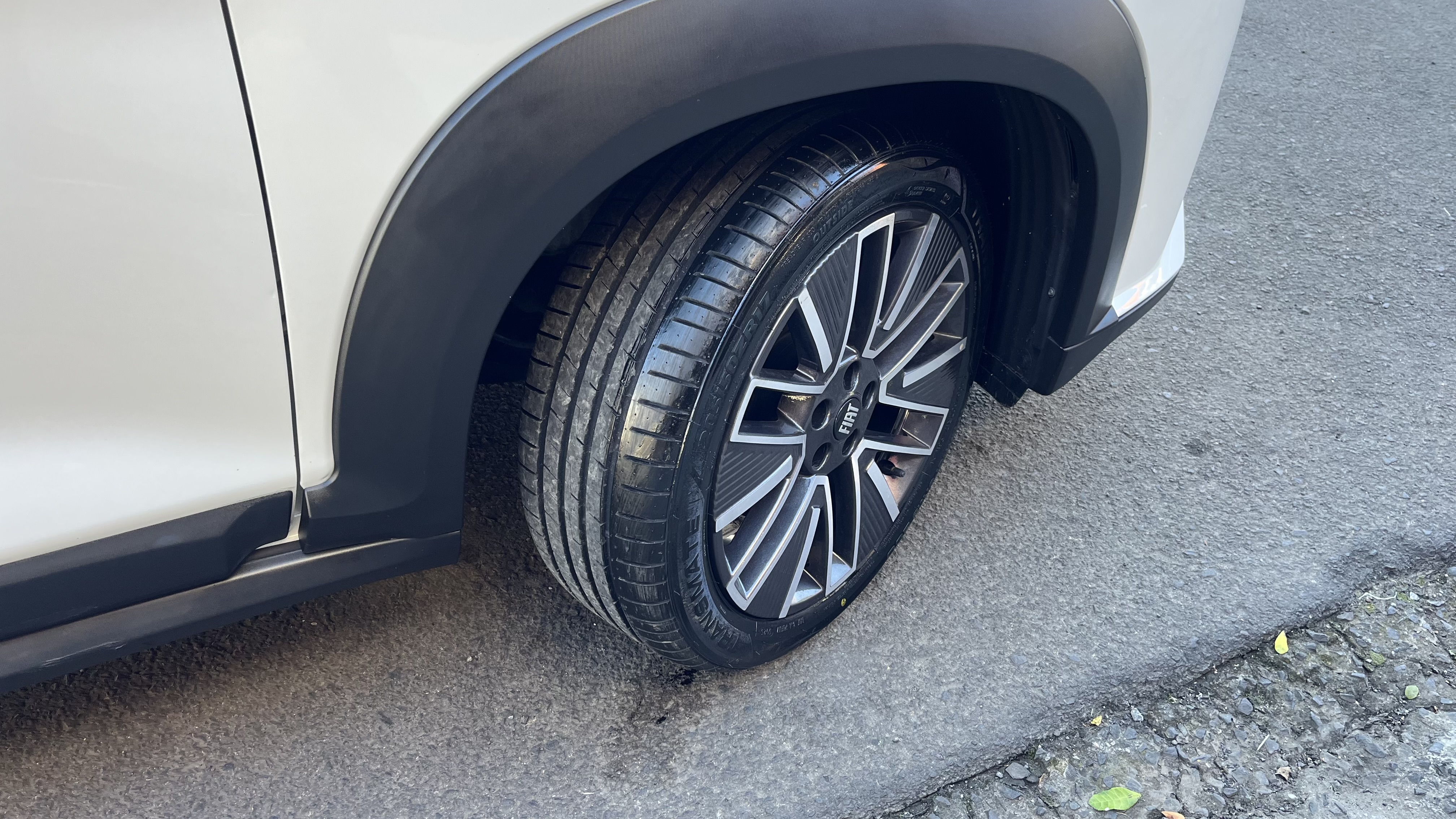 Fiat Fastback T200 Audace Hybrid Flex Automático - foto 10