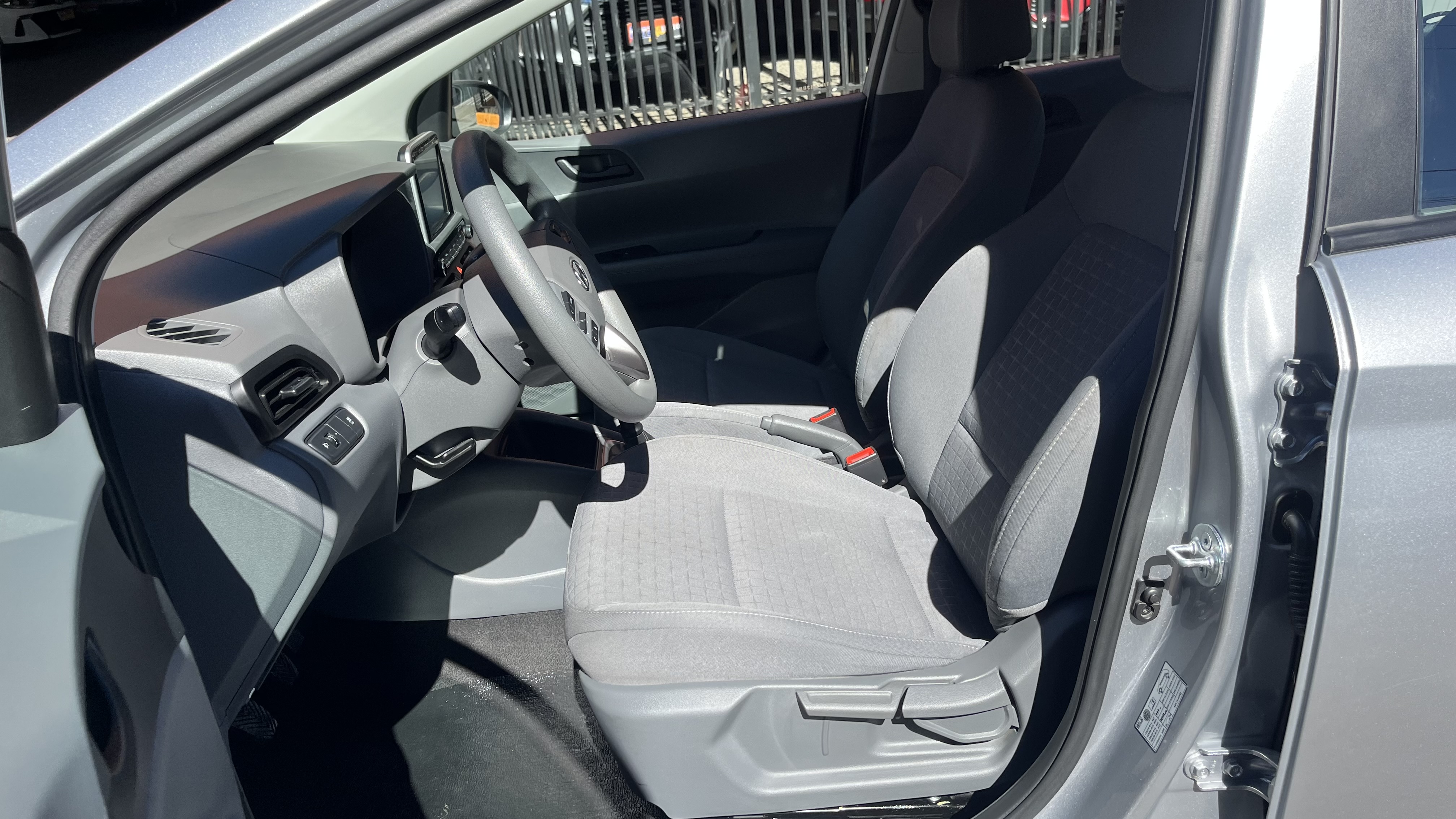 Hyundai HB20S 1.0 Comfort Plus Flex Manual - foto 5