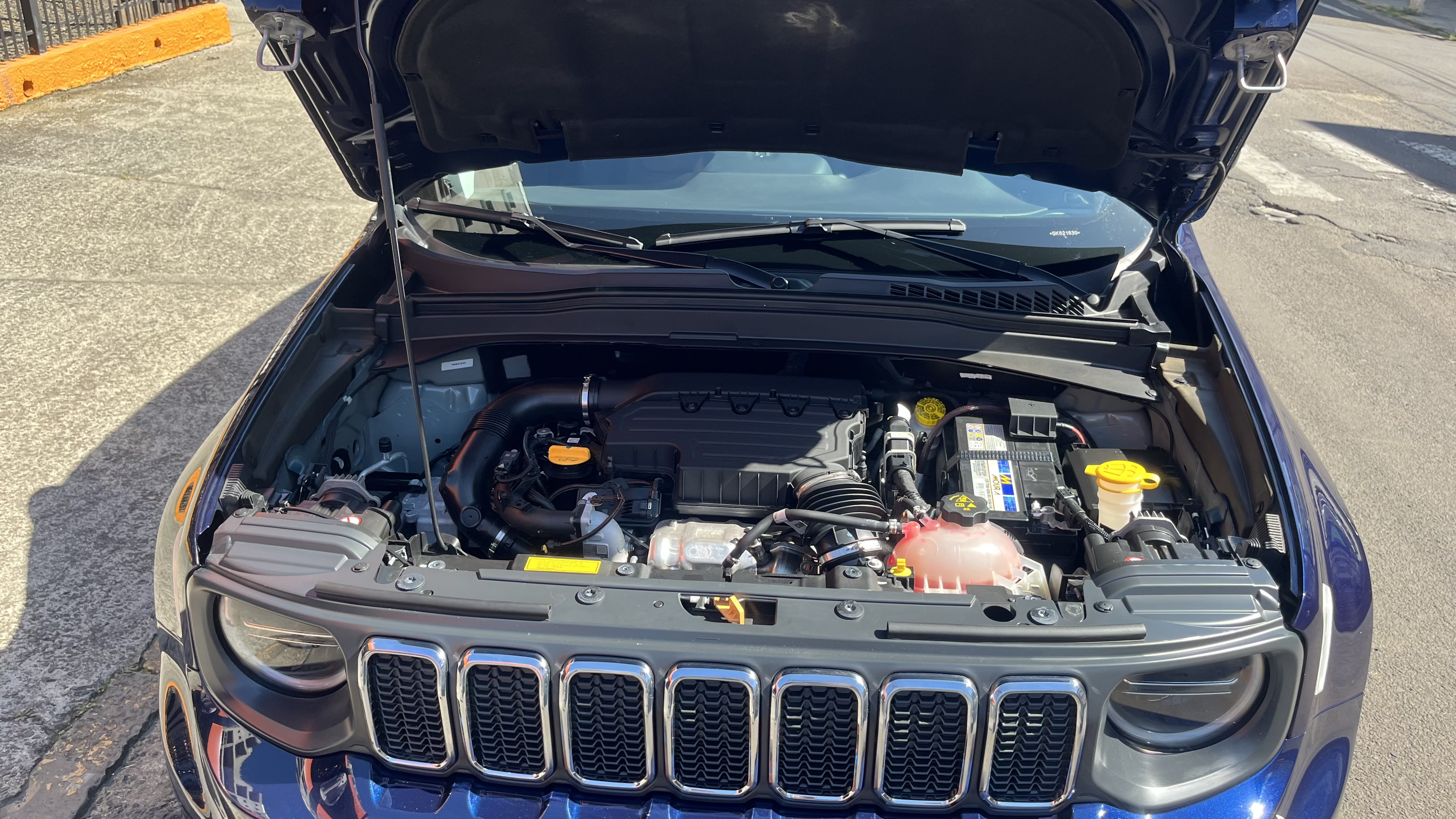 Jeep Renegade 1.3 270 Longitude Flex 16V AUT… - foto 4