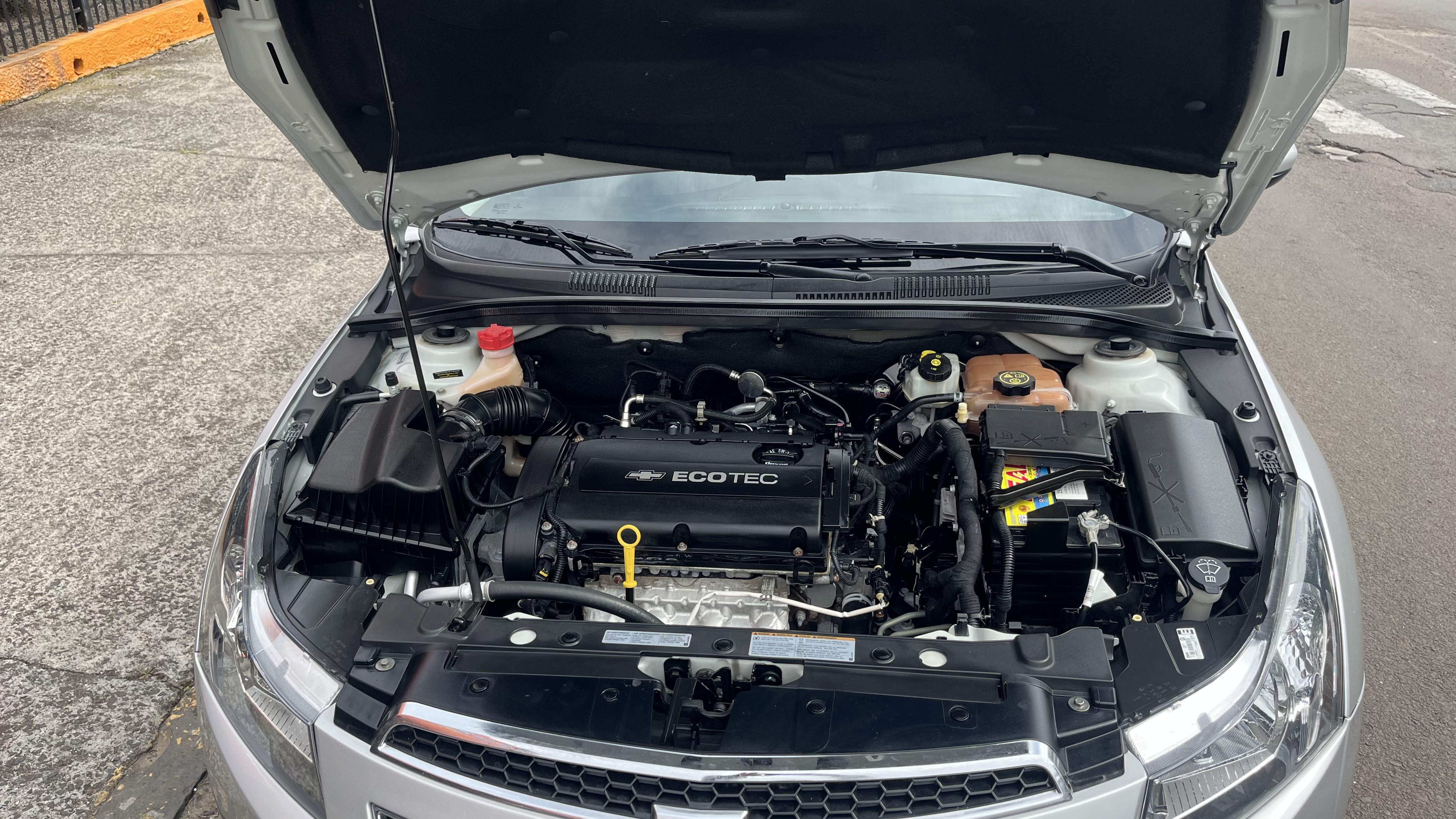 Chevrolet Cruze LTZ 1.8 16V Flexpower 4P Aut… - foto 3