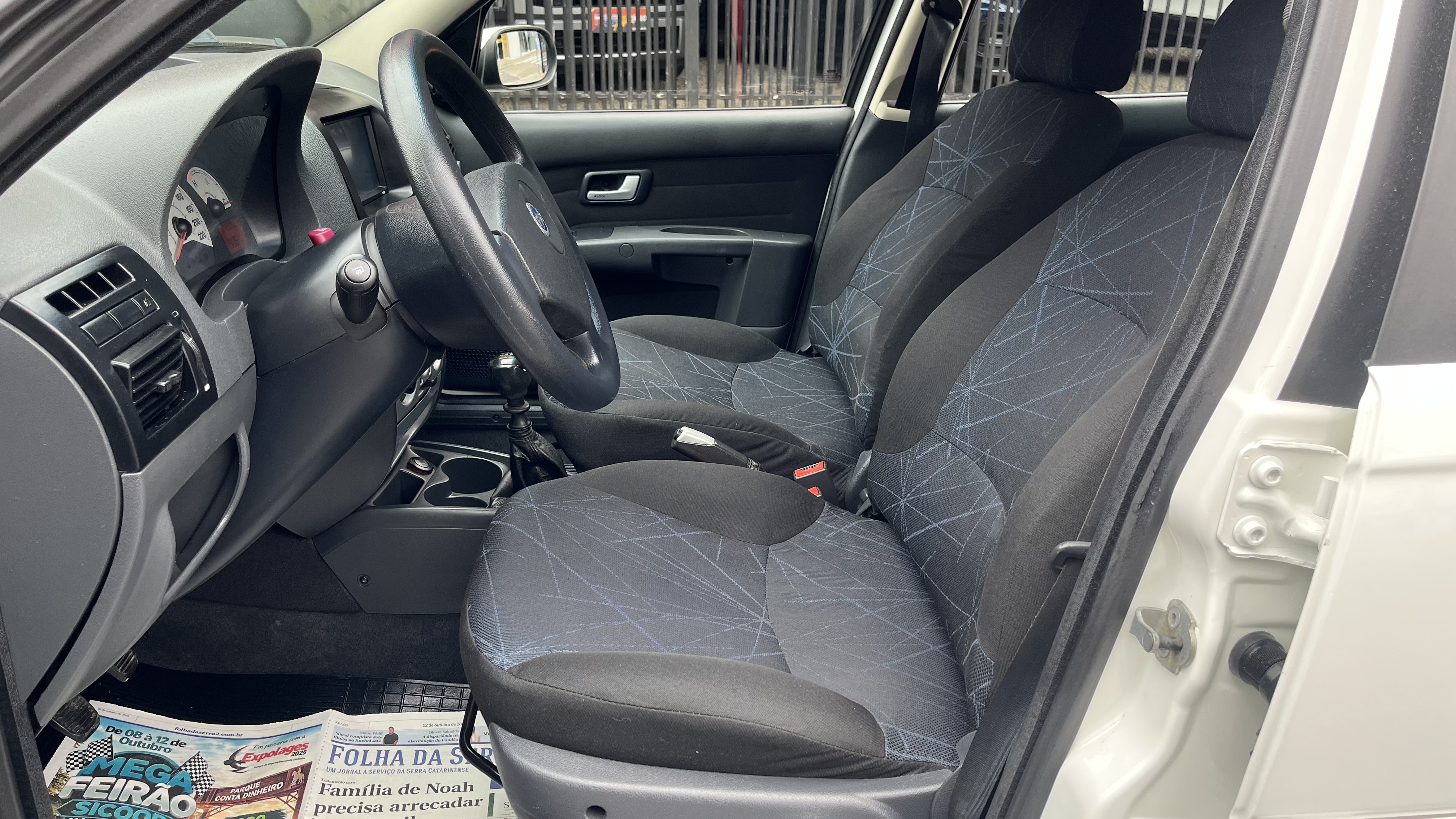 Fiat Palio 1.4 ELX Flex 5P Manual - foto 5
