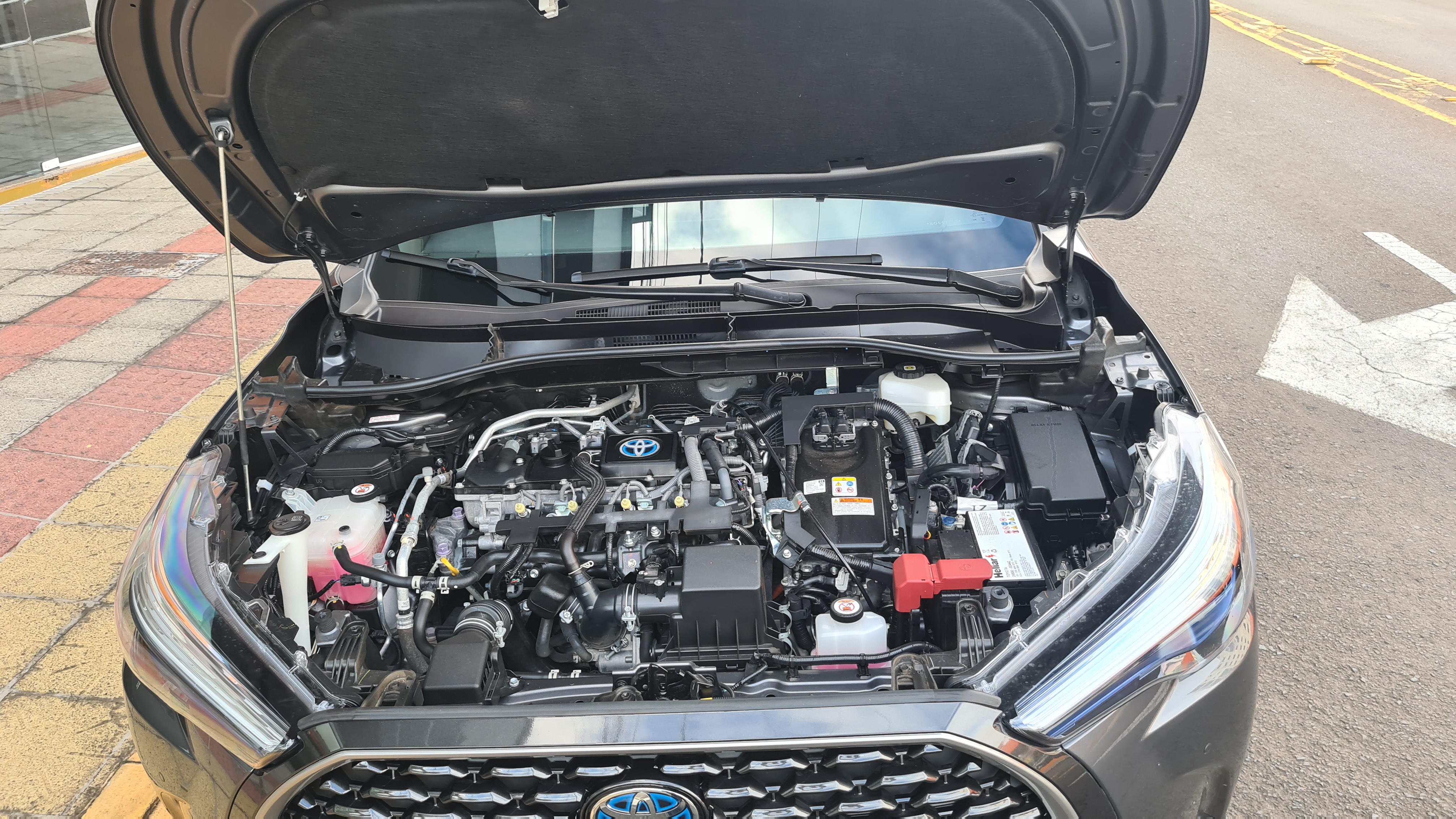 Toyota COROLLA CROSS 1.8 VVT-I HYBRID FLEX XRX CVT - foto 4