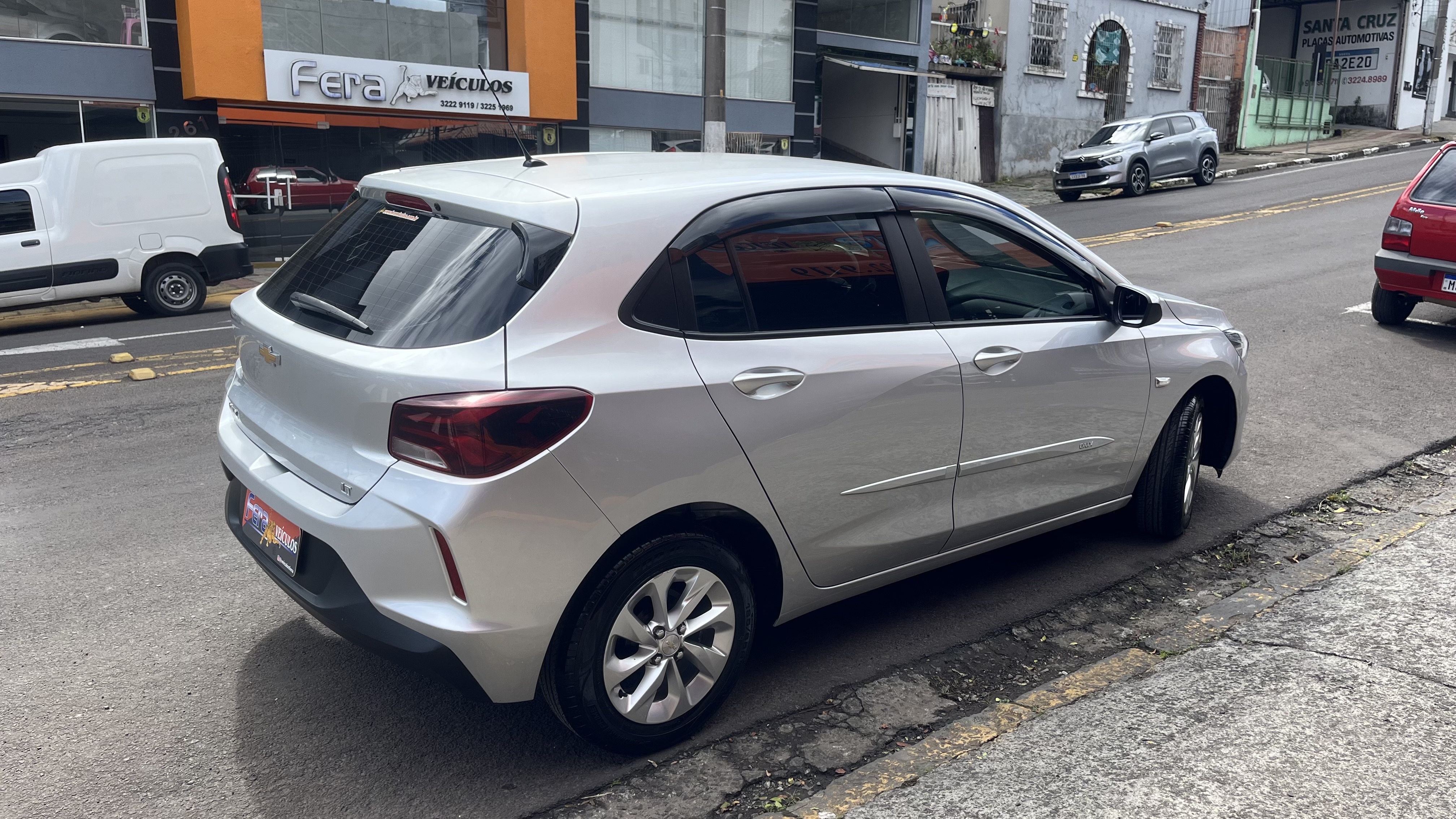 Chevrolet Onix 1.0 LT 12V Flex 5P Manual… - foto 10